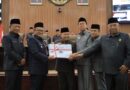 Pj. Wali Kota Bekasi Hadiri Rapat Paripuna DPRD Membahas 6 Raperda