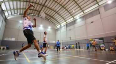 UMY Gelar Rektor Cup 2026, 16 Tim Lintas Instansi Meriahkan Turnamen Bulu Tangkis di DIY