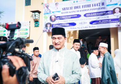 Suasana Hangat Idulfitri, Wagub Dimyati Berbaur dengan Masyarakat Pandeglang Suasana Hangat Idulfitri, Wagub Dimyati Berbaur dengan Masyarakat Pandeglang
