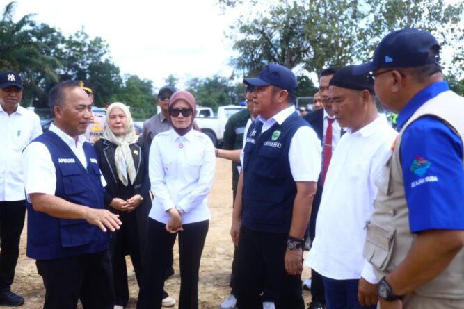 Gubernur Herman Deru Resmikan Pembangunan Kembali Jembatan Air Lawai B, Target Rampung 180 Hari