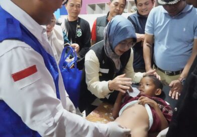 Baksos di Kecamatan Labuan, Bupati Dewi: Masyarakat Harus Sehat Baksos di Kecamatan Labuan, Bupati Dewi: Masyarakat Harus Sehat