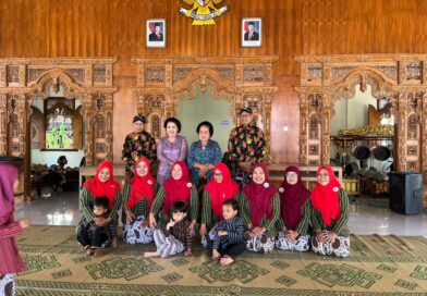 Anak PAUD di Condongcatur Dikenalkan Lingkungan Pemerintahan dan Budaya Jawa Anak PAUD di Condongcatur Dikenalkan Lingkungan Pemerintahan dan Budaya Jawa