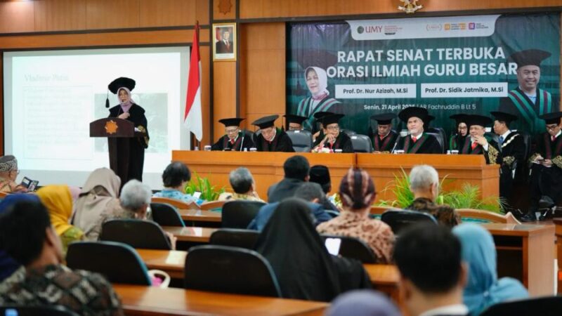 Guru Besar UMY bidang Ilmu Gender dan Politik, Prof. Dr. Nur Azizah, M.Si