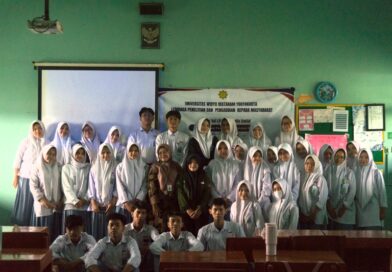 UWM Gelar Pelatihan Literasi Digital, Siswa Diajak Kenali Love Scammer hingga Pemerasan Online