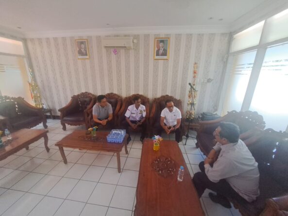 Sinergi Disdikpora Pandeglang dan KESTI TTKKDH: Canangkan Pencak Silat untuk Bangun Karakter Generasi Muda