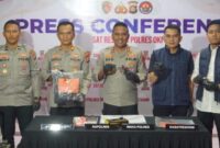 Kapolres OKI AKBP Eko Rubiyanto memberikan keterangan terkait pengungkapan kasus penembakan yang menewaskan remaja 18 tahun di Kecamatan Mesuji. (Istimewa)