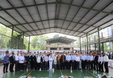 Hadiri Purna Tugas Dua Pejabat Eselon II, Gubernur Andra Soni Minta Dedikasi Tiada Henti untuk Masyarakat Hadiri Purna Tugas Dua Pejabat Eselon II, Gubernur Andra Soni Minta Dedikasi Tiada Henti untuk Masyarakat
