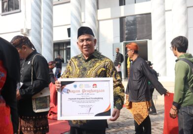 Perayaan HARGANAS 2026, Yayasan Irsyadul ‘Ibad Raih Penghargaan GATI Dari Bupati Pandeglang