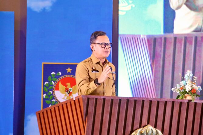 Wamendagri Bima: Kolaborasi Desa dan Kampus Perkuat Kapasitas Kepala Desa