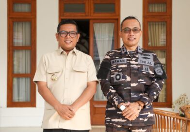 Terima Kunjungan Danlanal Baru, Gubernur Banten Andra Soni Siap Tingkatkan Kolaborasi
