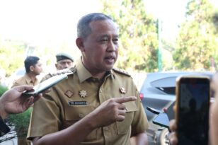 83,10 Persen Pemuda Bekasi Tak Merokok, Walikota Bekasi Terus Tingkatkan Kawasan Bebas Asap Rokok di Ruang Publik