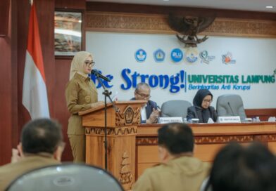 Pemprov Lampung Apresiasi Peluncuran Empat Program PPDS Baru FK Unila, Wagub Jihan Tekankan Pemerataan Dokter Spesialis dan Kembali Mengabdi ke Daerah Pemprov Lampung Apresiasi Peluncuran Empat Program PPDS Baru FK Unila, Wagub Jihan Tekankan Pemerataan Dokter Spesialis dan Kembali Mengabdi ke Daerah