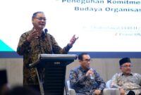 Foto Sekretaris BPH (Badan Pembina Harian) UMY, H. Arba Riksawan Qomaru, S.E., saat menyampaikan sambutan dalam kegiatan Baitul Arqam dosen tetap UMY