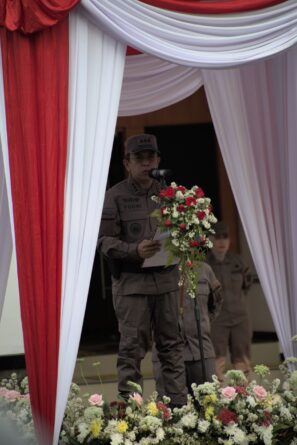 Kejari Purwakarta Gelar Upacara Peringatan Hari Lahir Kejaksaan RI ke-81 Kejari Purwakarta Gelar Upacara Peringatan Hari Lahir Kejaksaan RI ke-81