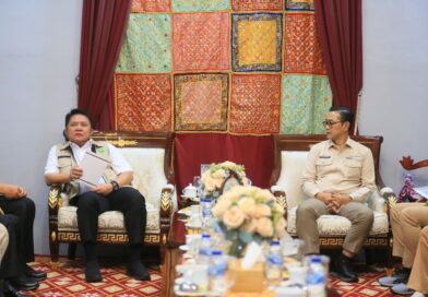 Herman Deru Minta Petugas Jemput Bola, Sumsel Targetkan Bedah 13.000 Rumah Tidak Layak Huni Herman Deru Minta Petugas Jemput Bola, Sumsel Targetkan Bedah 13.000 Rumah Tidak Layak Huni