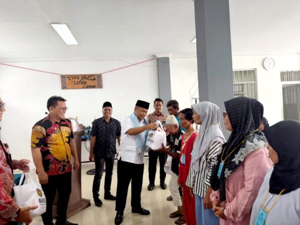 Wakil Ketua Komisi XIII DPR RI Serahkan Bantuan ke Warga Binaan Lapas Pemuda Langkat