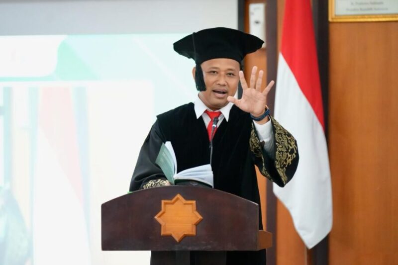 Foto Guru Besar Partai Politik dan Sistem Kepartaian UMY,  Prof. Dr. phil. Ridho Al-Hamdi, M.A.,