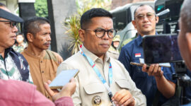 Andra Soni memberikan keterangan kepada awak media usai menyambut delegasi latihan gabungan militer internasional ADMM-Plus Exercise Trident Resolve 2026 di The Royale Krakatau Hotel