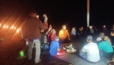 Acara Hari Ulang Tahun (HUT) ke-10. AMPHIBI ditanggul Lumpur Lapindo, Porong, Sidoarjo, Minggu (20/9/2026).
