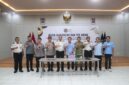 Foto bersama jajaran Lapas Kelas IIA Serang, TNI, Polri, BNNP, serta Kanwil Ditjen Pemasyarakatan Banten usai pelaksanaan Razia Gabungan dan Tes Urine, sebagai upaya deteksi dini dan pencegahan gangguan keamanan serta penyalahgunaan narkotika di dalam lapas.