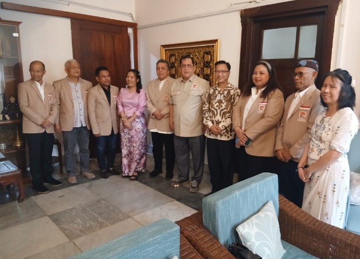 Pengurus Pusat Komite Sepakbola Mini Indonesia (KSMI) dipimpin Ketua Umum Yan Mulia Abidin beraudiensi dengan Head of Mission Kedutaan Besar Myanmar untuk Indonesia, Mang Hau Thang, di Kantor Kedubes Myanmar, Jakarta, Selasa (22/9/2026), membahas keikutsertaan Myanmar sebagai negara ke-13 di Asia Mini Football Championship 2027. (Foto: KSMI)