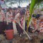 Gubernur Lampung bersama Wakil Gubernur Jihan Nurlela dan jajaran Forkopimda melakukan penanaman pohon di penghujung acara, sebagai simbol bahwa semangat Pramuka juga diwujudkan melalui aksi nyata menjaga lingkungan dan memberikan manfaat bagi masyarakat.
