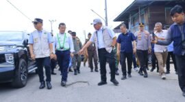 Gubernur Sumsel meninjau langsung kondisi jalan Pagar Alam–Tanjung Raya di Desa Seleman Ulu, Muara Pinang, Empat Lawang