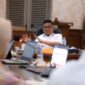 Gubernur Banten Andra Soni memimpin rapat pembahasan Rancangan Pergub tentang Corporate University di Gedung Negara Provinsi Banten, Kota Serang
