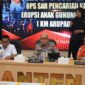 Kapolda Banten Irjen Pol Hengki didampingi Gubernur Banten Andra Soni dan Kabasarnas Banten Al Amrad memimpin konferensi pers Operasi SAR Pencarian Korban Erupsi Anak Gunung Krakatau (KM Arupadhatu 1) di Mapolda Banten.