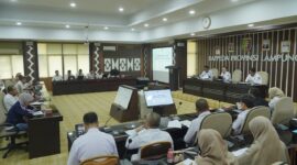 Rapat Persiapan dan Pendataan Atlet Cabang Olahraga untuk PORNAS KORPRI XVIII Tahun 2027 digelar di Ruang Rapat Alimudin Umar, Bappeda Provinsi Lampung, Bandar Lampung, Rabu (23/9/2026).