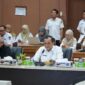Sekda Provinsi Sumatera Selatan Edward Candra menyampaikan arahan dalam kegiatan Pengukuhan Indeks Kualitas Kebijakan (IKK) bagi Pemerintah Daerah di Kantor Bappeda Provinsi Sumsel, Palembang, Rabu (23/9/2026).