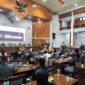 Suasana Rapat Paripurna DPRD Kabupaten Bandung dengan agenda Laporan Badan Anggaran terkait pembahasan Rancangan Perubahan APBD Tahun Anggaran 2026, Rabu (23/9/2026).