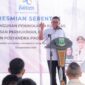 Gubernur Banten Andra Soni memberikan sambutan pada peresmian serentak pembangunan peningkatan kualitas kawasan permukiman, perumahan, PSU, dan Posyandra Provinsi Banten di Kelurahan Kemanisan, Kecamatan Curug, Kota Serang, Rabu (23/9/2026).