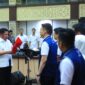 Gubernur Sumatera Selatan Herman Deru membacakan naskah pengukuhan kepengurusan Asosiasi Pengusaha Advertising Sumatera Selatan (APAS SEL) di Auditorium Bina Praja