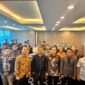 Anggota DPRD DIY Sigit Nursyam beserta para peserta seminar 