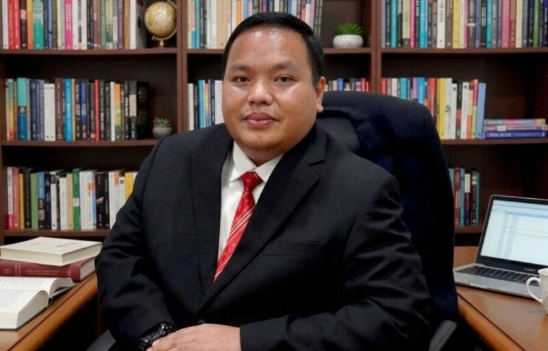 Wakil Rektor Universitas Paramadina, Dr. Handi Risza