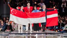erwakilan talenta vokasi Indonesia bentangkan bendera Merah Putih di podium usai meraih penghargaan pada ajang WorldSkills Competition (WSC) Shanghai 2026 di Republik Rakyat Tiongkok, 22–27 September 2026. Kontingen Indonesia berhasil memboyong sembilan penghargaan yang terdiri dari satu medali perak, dua medali perunggu, serta enam Medal for Excellence.
