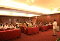 Achmad Dimyati Natakusumah memberikan arahan dan sambutan saat menghadiri acara Sosialisasi Pengelolaan Zakat, Infak, Sedekah, dan Dana Sosial Keagamaan Lainnya (ZIS-DSKL) BAZNAS Provinsi Banten Tahun 2026 di Hotel Horison, Kabupaten Pandeglang