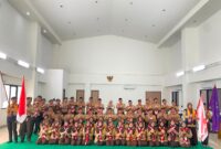 FOTO BERSAMA-PK-TREN DKI Jakarta foto bersama saat pelepasan Kontingen Perkemahan Pramuka Santri Nusantara (PPSN) VI Tahun 2026. (Foto Ist).