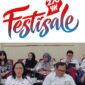 Kepala Bagian Perekonomian dan Kerja Sama Kota Yogyakarta Danang Yuli Saksono (depan, kemeja putih kanan) bersama narasumber lainnya memberikan paparan dalam jumpa pers FestiSale dan Gemati Pasar Jogja di Ruang Yudhistira