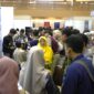 Peserta _The Future Fest_ 2026 mengunjungi both-both perguruan tinggi yang disediakan oleh LPDP