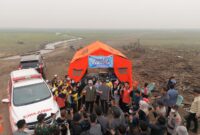 Herman Deru meninjau Posko Kesehatan Pustu Sungai Bungin di Kecamatan Pangkalan Lampam, Kabupaten OKI, untuk memastikan kesiapan layanan kesehatan bagi masyarakat terdampak karhutla.