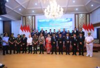 Herman Deru berfoto bersama jajaran Forkopimda dan para tamu undangan usai Pengukuhan Kepala Perwakilan BPKP Provinsi Sumsel di Griya Agung Palembang.