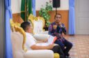 CEO Gyokai Indonesia Kompeten Teguh Imam Pambudi pemaparan strategi magang industri lulusan SMK di hadapan Gubernur Banten Andra Soni di Gedung Negara Provinsi Banten.
