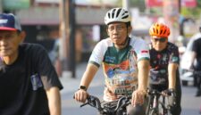 Foto Wakil Rektor UMY bidang Reputasi, Kemitraan, dan Digital saat mengikuti kegiatan PIKBIKE PITAKOM dalam rangkaian Munas VII APTIKOM DIY