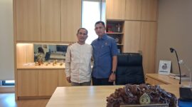 AKRAB-Brigjen Pol Zain Dwi Nugroho, SH, S.Ik, M.Si, sangat akrab bersama teman satu Kampung Kota Wali Demak. (Foto Ist).
