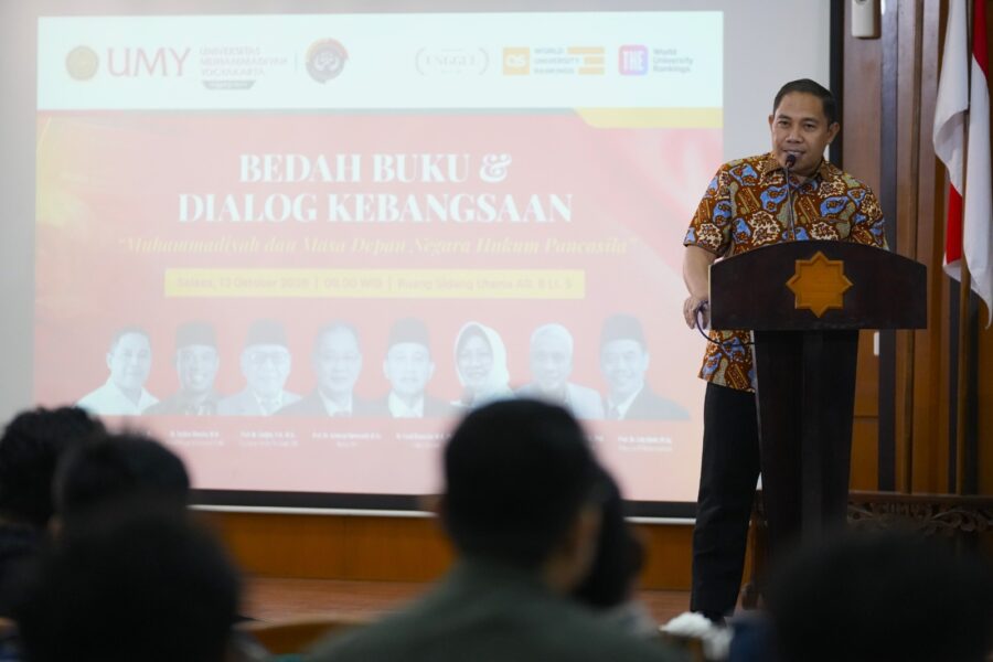 Bedah Buku di UMY, King Faisal Sulaiman Gagas Pembaruan Sistem Hukum Pancasila