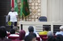 Foto Ketua Umum PP KAUMY dalam pembukaan Rakernas dan Simposium Nasional KAUMY