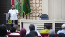 Foto Ketua Umum PP KAUMY dalam pembukaan Rakernas dan Simposium Nasional KAUMY
