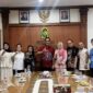 Tim Perfilman DARWISY .
Melakukan audiensi dengan Wakil Wali Kota Yogyakarta Wawan Hermawan